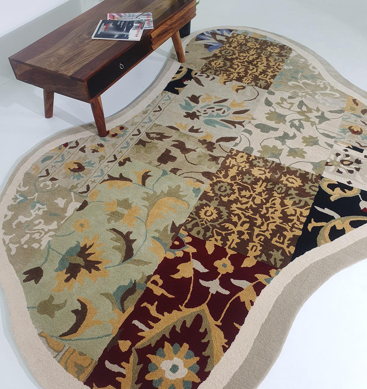 Handmade Rug for Hallway with Modern Design - HTW 74 (200x300cm) Handmade Rug for Hallway with Modern Design - HTW 74 (200x300cm)