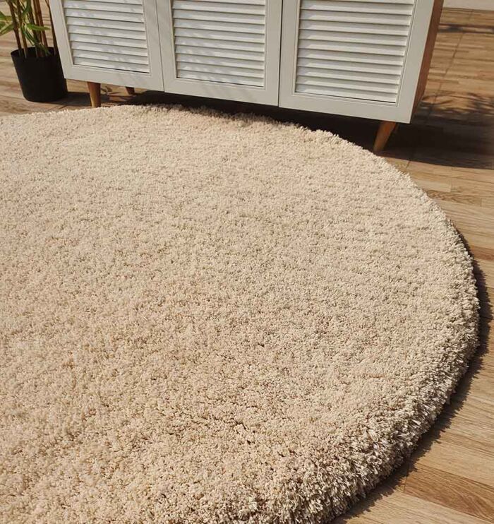 Luxurious Soft Touch Shaggy Rug for Bedroom