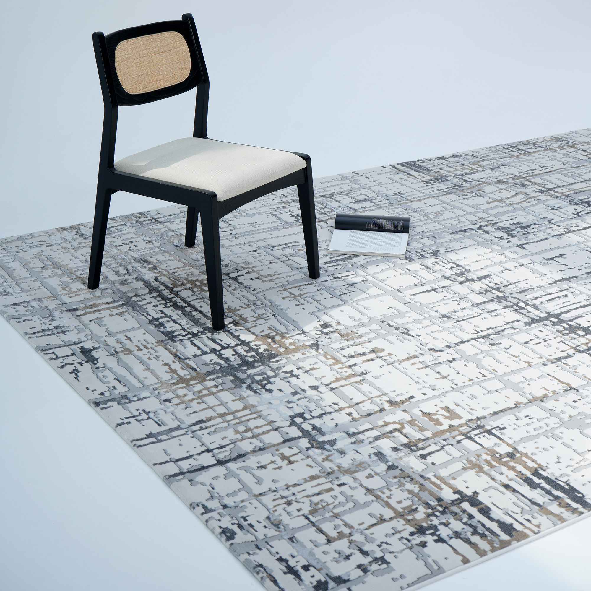 Handmade Rugs – Exquisite Craftsmanship for Grand Interiors Luxury handmade rugs crafted for timeless elegance