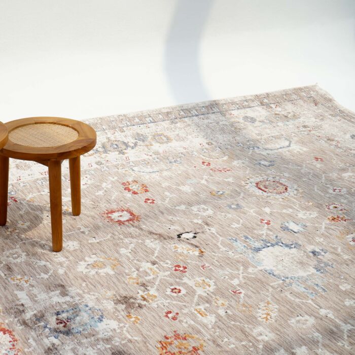 Premium machine made rugs with modern patterns for home interiors