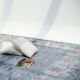 Stylish machine made rugs for elegant home décor