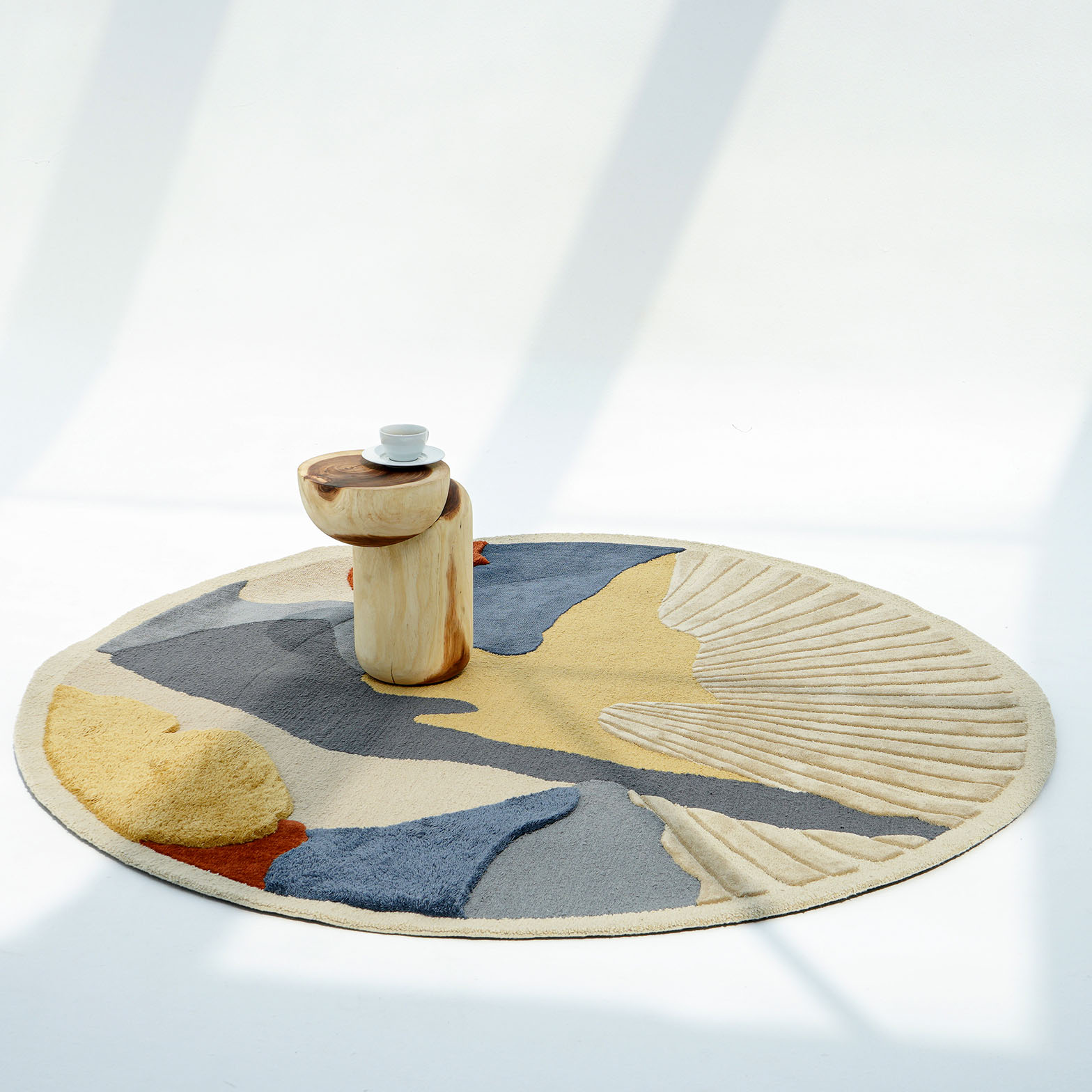 Handmade Rugs – Elegant Craftsmanship for Modern Homes Luxurious Multi Color Round Handmade Rug - HTW 59 (200cm)