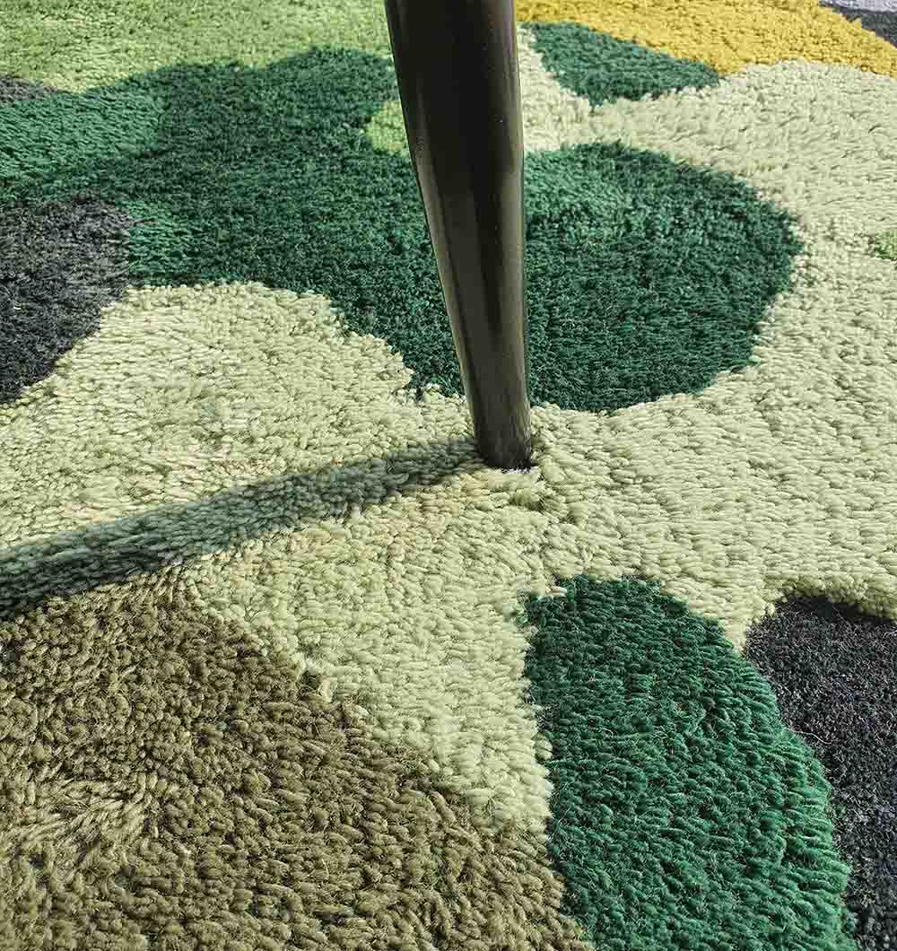 Hand Tufted Decorative Area Rug - HTW 79 (300x400 cm) Stunning Hand Tufted Decorative Area Rug - HTW 79 (300x400cm)