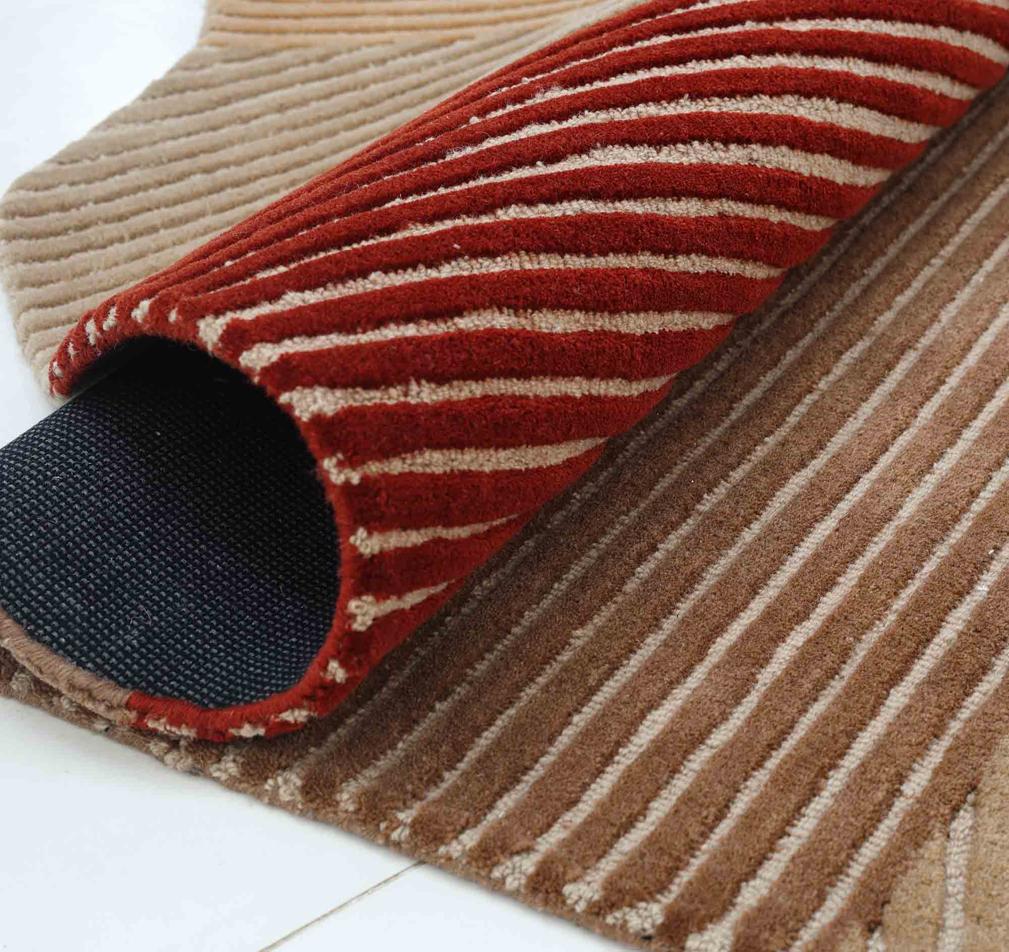 Multi Color Wool & Tencil Decor Rug - HTWV 86 (200x300 cm) Stunning Multi Color Wool, Tencil & Cotton Decor Handmade Rug - HTWV 86 (200x300cm)