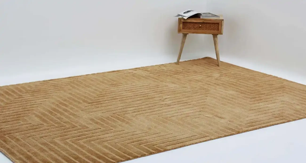 Rug Myths: Fact vs Fiction - Debunking 6 Common Myths with Ramsha