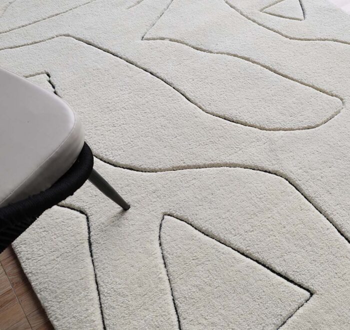Handmade oriental carpet Dubai by Ramsha Home رمشا المنزل