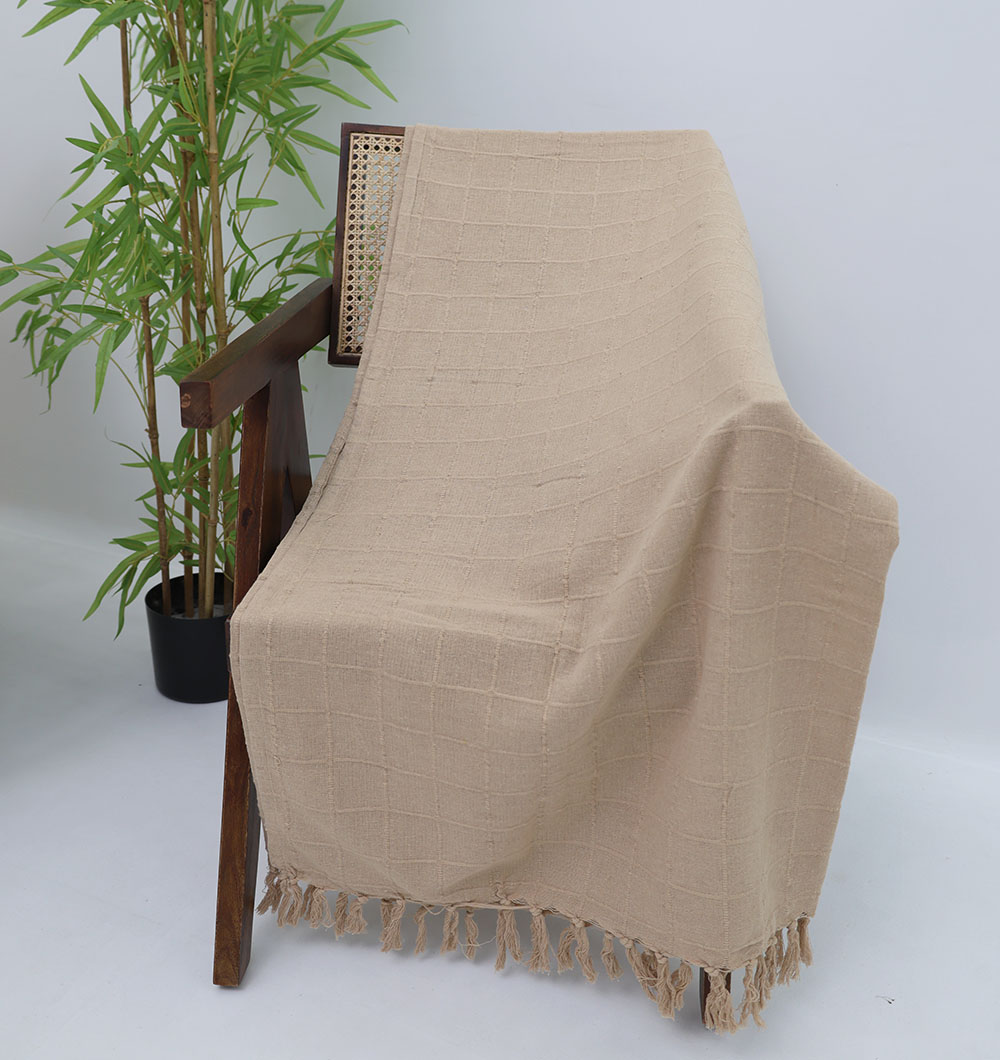 Designer Throws & Throw Pillows Dubai – Home Décor UAE | Ramsha Home Designer throw pillows and blankets UAE – Ramsha Home رمشا المنزل