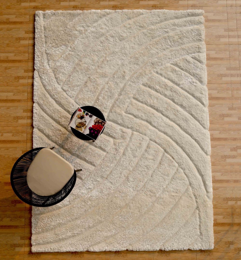 Shaggy Rugs Dubai Luxury Handmade Rugs & Carpets Online UAE Plush shaggy rug for cozy flooring, handmade rugs Dubai, dining table rugs, and outdoor rugs
