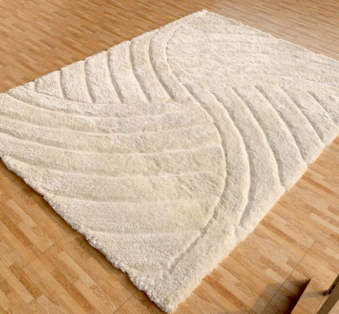 Plush shaggy rug for cozy flooring, handmade rugs Dubai, dining table rugs, and outdoor rugs