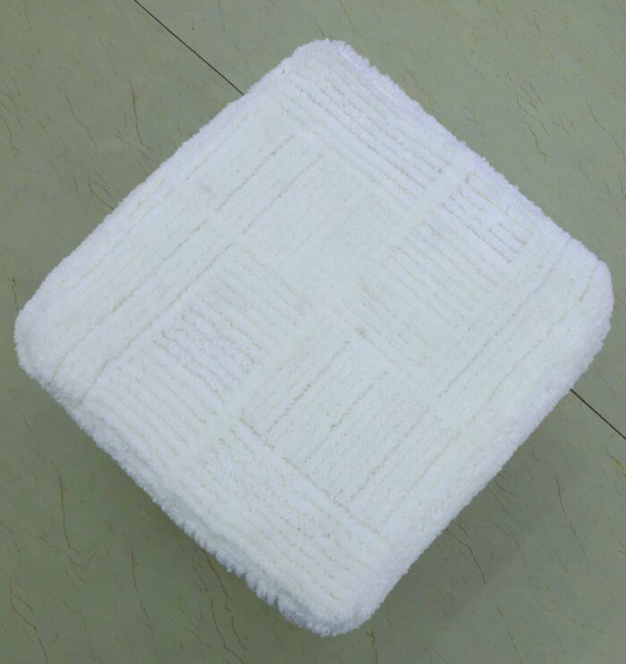 Decorative handmade pouf ottoman seat, puff chair for home décor and floor seating Dubai