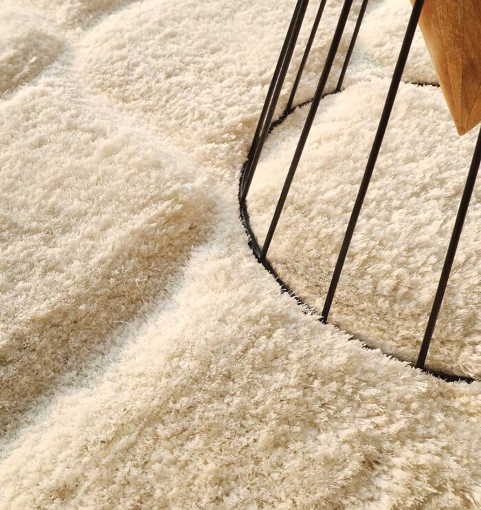 Luxurious white fur rug, soft shag carpet for living room and bedroom, premium rugs UAE.