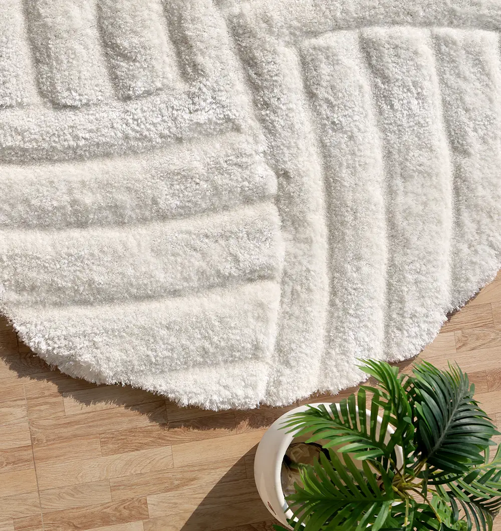Shaggy Rug – Plush Comfort & Stylish Elegance Soft shaggy rug with plush texture, modern design, and cozy comfort for home décor.
