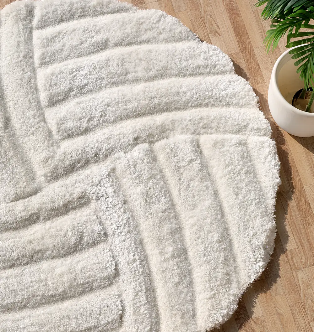 Soft shaggy rug with plush texture, modern design, and cozy comfort for home décor. Soft shaggy rug with plush texture, modern design, and cozy comfort for home décor.