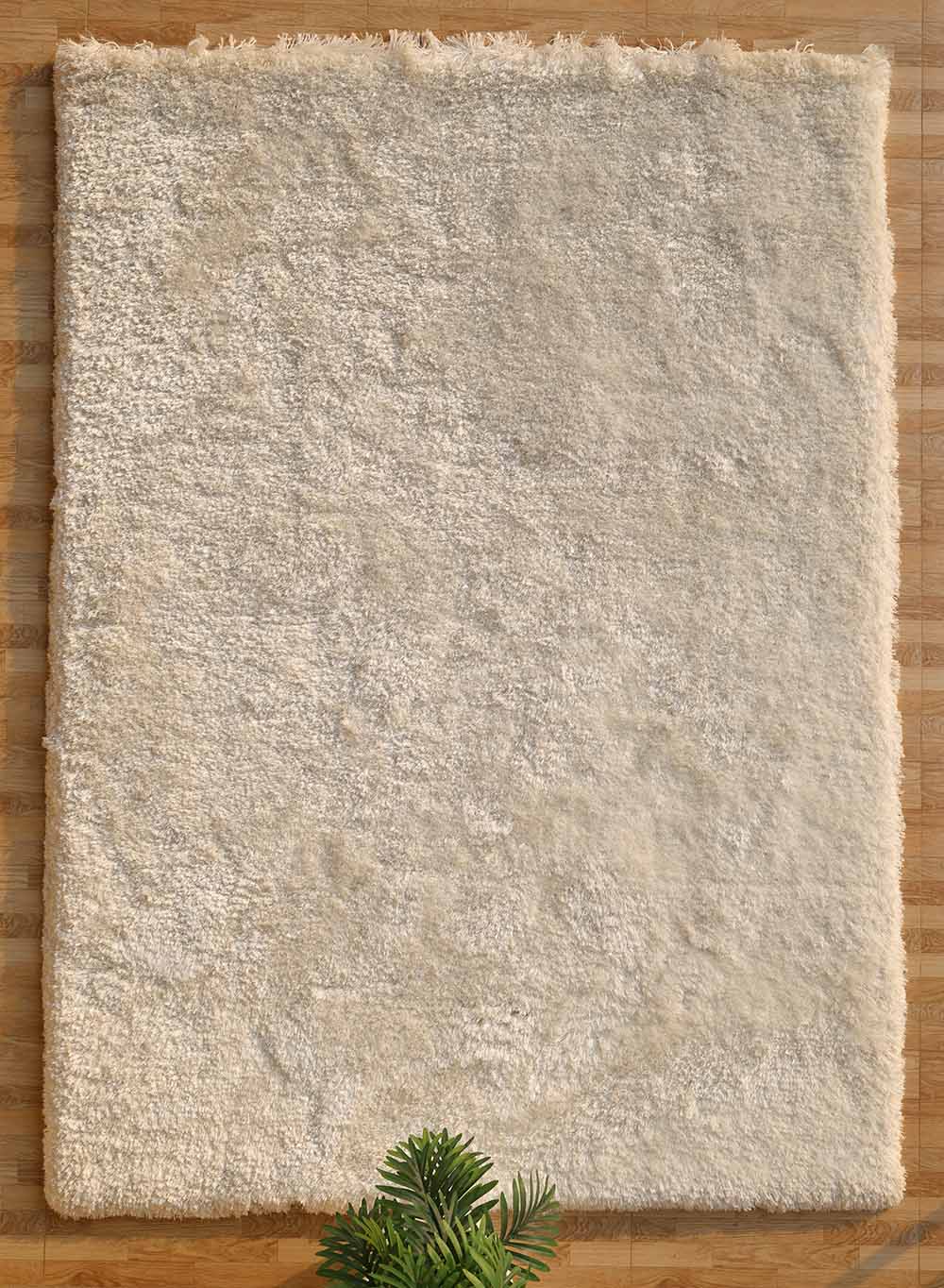 Shaggy Rugs Dubai Luxury Handmade Rugs & Carpets Online UAE Plush shaggy rug for cozy flooring, handmade rugs Dubai, dining table rugs, and outdoor rugs