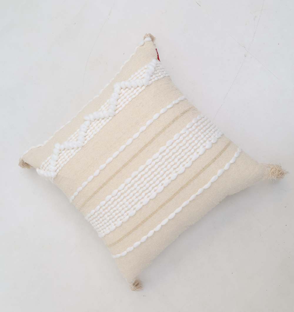 Decor Cushion – Stylish Comfort for Modern Living Decor cushion with soft fabric, stylish design, and cozy comfort for home interiors.