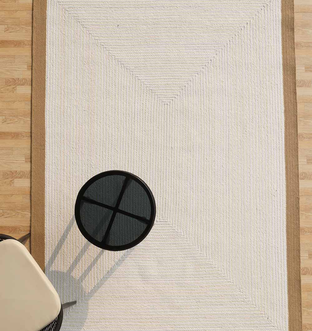 Natural Jute Rug Online – Indoor & Outdoor Rugs for Home UAE Stylish natural jute rug for living room décor, outdoor spaces, and modern UAE homes.