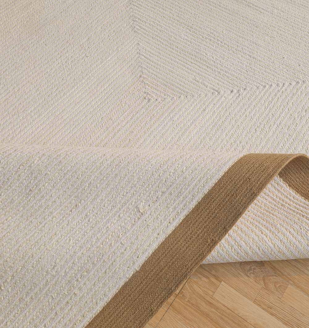 Natural Jute Rug Online – Indoor & Outdoor Rugs for Home UAE Stylish natural jute rug for living room décor, outdoor spaces, and modern UAE homes.