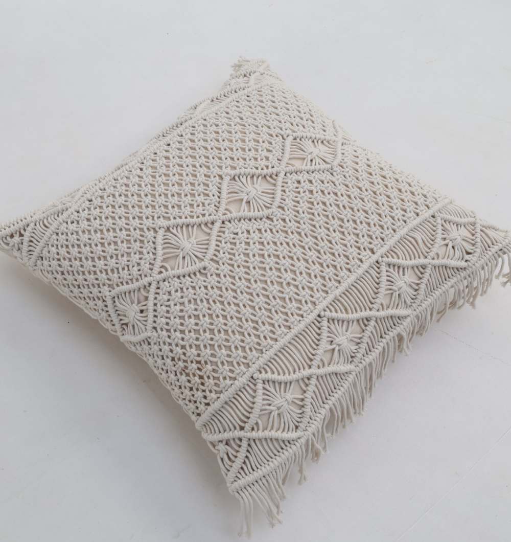 Decor Cushion – Stylish Comfort for Modern Living Decor cushion with soft fabric, stylish design, and cozy comfort for home interiors.