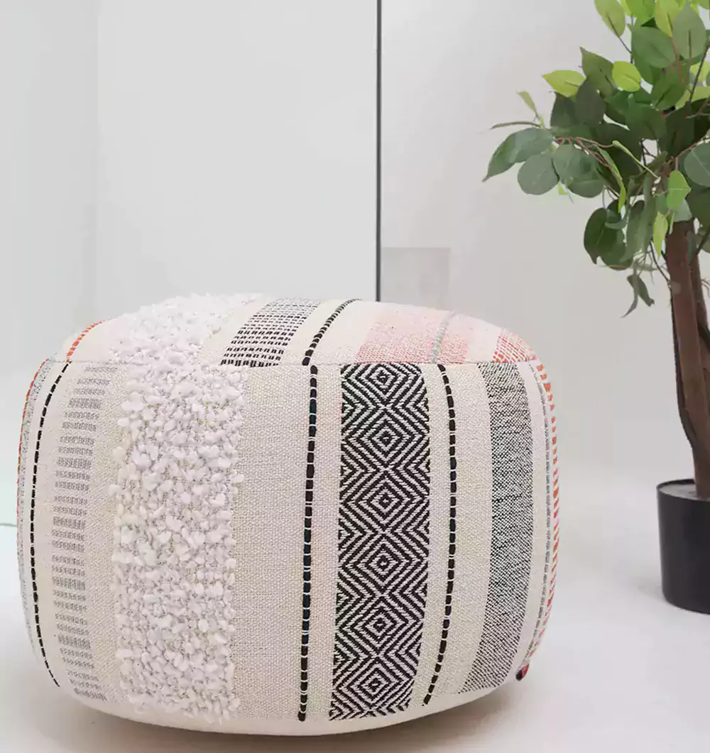 Decorative Pouf for Living Room – Style, Comfort & Functionality Decorative pouf for living room with stylish design, soft comfort, and versatile functionality.