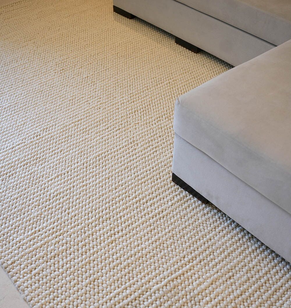 Woven Wool Bohemian Rug – Handcrafted Indoor & Hallway Carpet UAE Bohemian hand woven wool rug from India, versatile indoor rug and hallway carpet for Dubai and UAE homes.