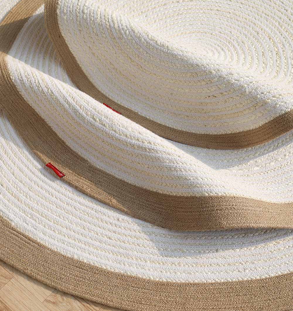 Round Jute Rug – Modern Circle Rug for Home UAE Natural round jute rug with modern circle design, perfect for home UAE décor and stylish living spaces.