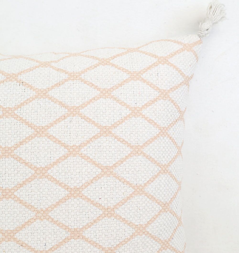 Comfortable Cushions for Every Space | Ramsha Home UAE Cozy and stylish cushions for sofas, beds, outdoor spaces, and cars from Ramsha Home in Dubai, UAE.