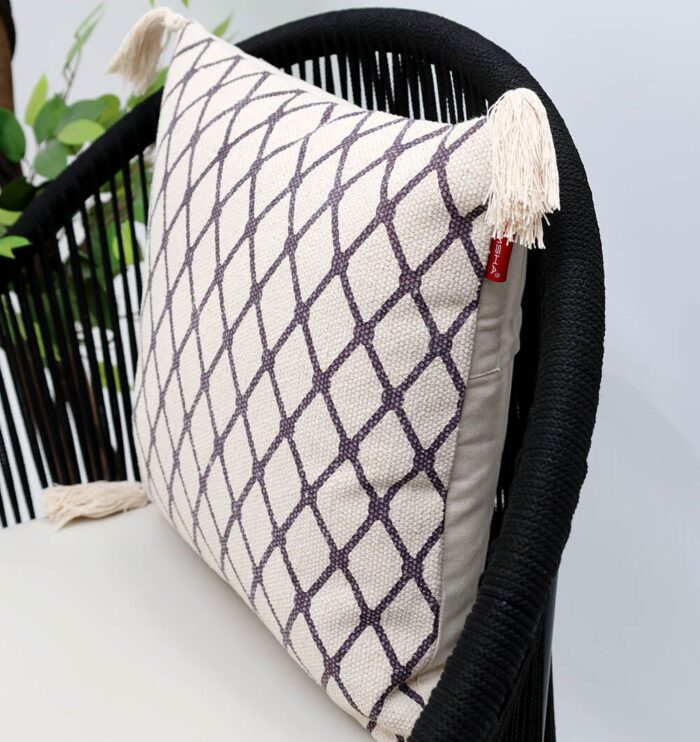 Soft and stylish sofa cushions, bed cushions, seat cushions, and car cushions from Ramsha Home in Dubai, UAE.