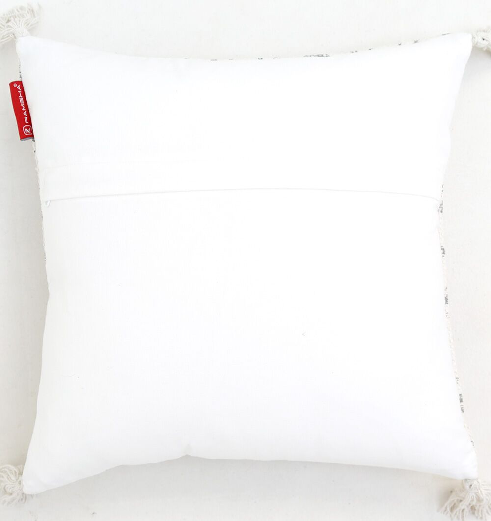 Comfortable & Stylish Cushions for Every Space | Ramsha Home UAE Premium cushions for sofas, beds, outdoor seating, and cars by Ramsha Home, Dubai, UAE.