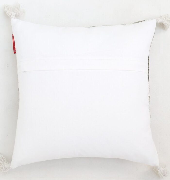 Comfortable sofa cushions, seat cushions, bed cushions, and car cushions from Ramsha Home, perfect for indoor and outdoor use in Dubai, UAE.