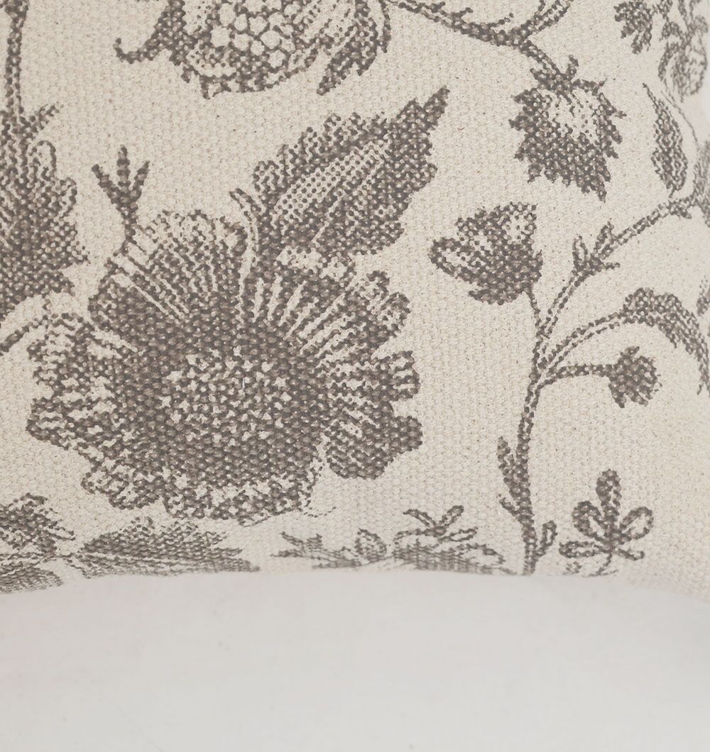 Premium Outdoor & Sofa Cushions | Ramsha Home Dubai Outdoor cushions and sofa cushions arranged beautifully on a sofa and bed, including car cushions, from Ramsha Home in Dubai, UAE.