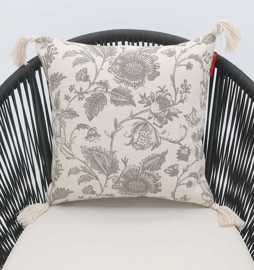 Premium Outdoor & Sofa Cushions | Ramsha Home Dubai Outdoor cushions and sofa cushions arranged beautifully on a sofa and bed, including car cushions, from Ramsha Home in Dubai, UAE.