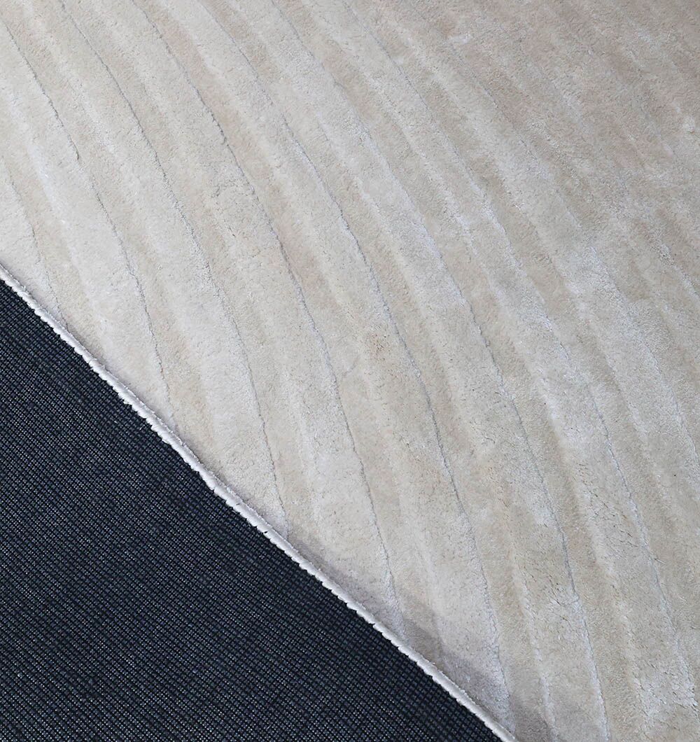 Handmade Large Living Room Rug | Modern Tufted Rugs Dubai Handmade modern large rug for living room, tufted rug UAE, home decor
