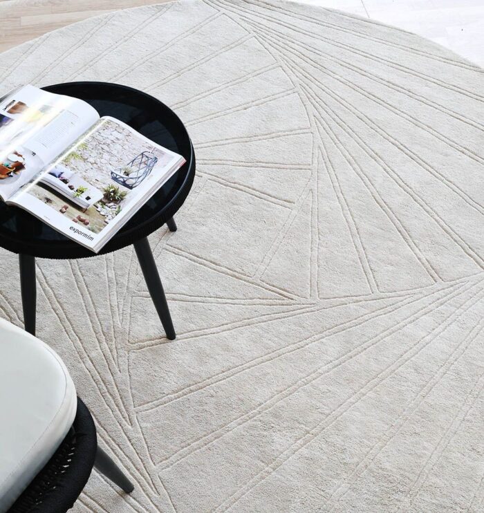 Modern handmade circle rug, round tufted carpet for home UAE