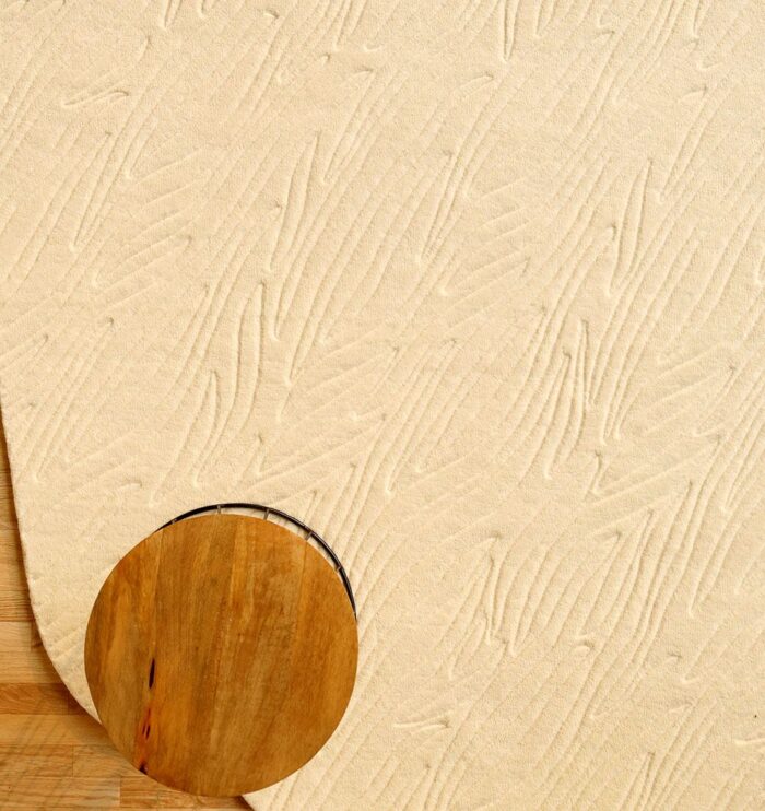 Handmade large modern rug, living room carpet, tufted rugs UAE