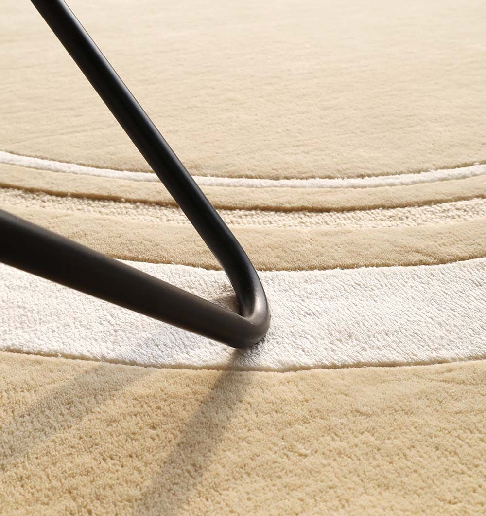 Handmade Rugs Dubai – Buy Tufted Round & Circular Rugs for Home UAE Elegant handmade round tufted rug Dubai, circular carpet for living room and bedroom, premium rugs UAE.