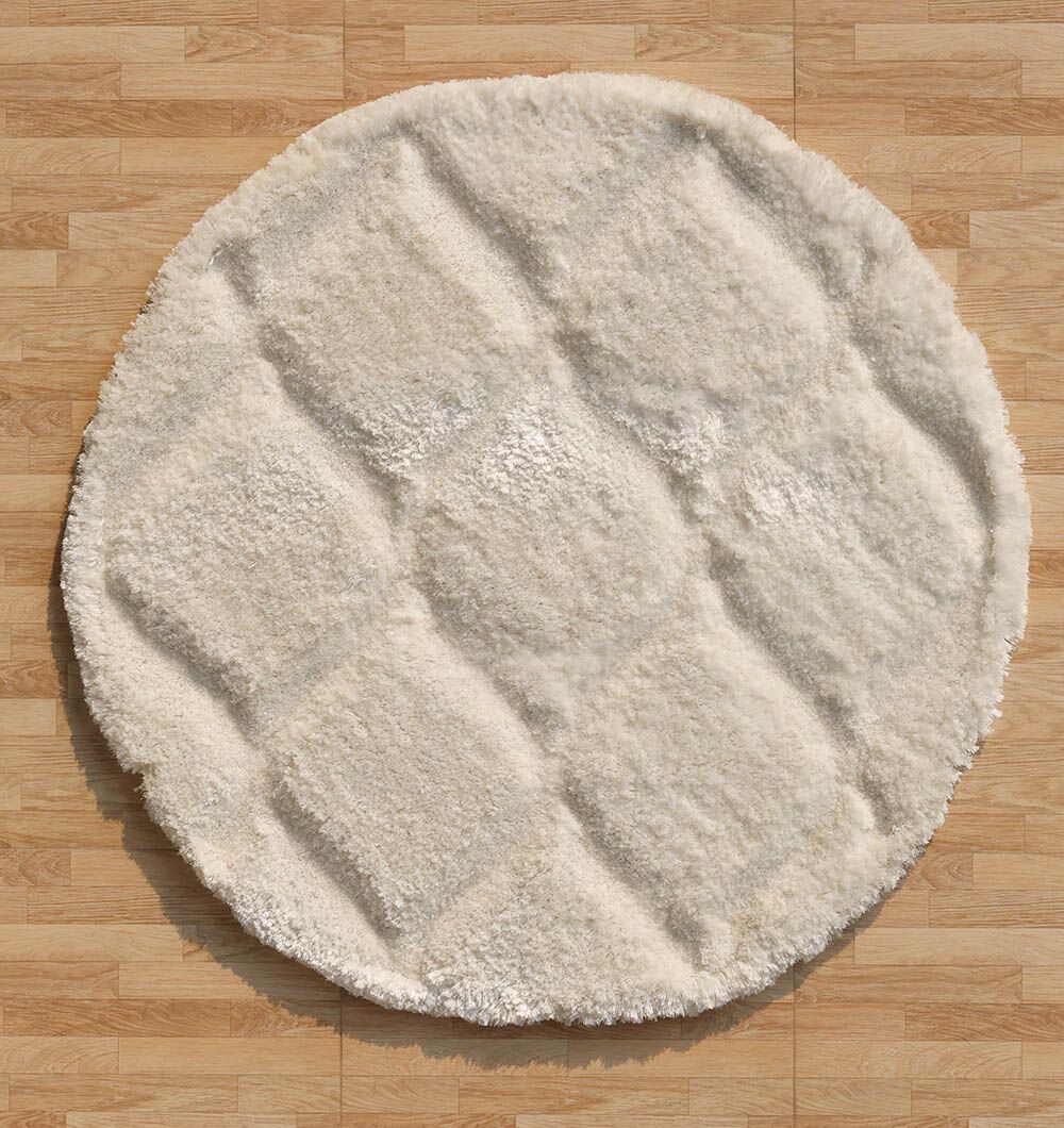 White Color Round Shaggy Rug – Soft Elegance & Cozy Living White round shaggy rug with soft plush texture, modern design, and cozy comfort for home décor.