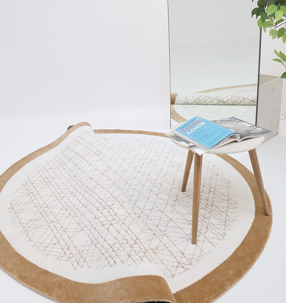 Multi Color Indoor Décor Novara Rug – Vibrant Style & Lasting Comfort Multi-color Novara rug for indoor décor, combining vibrant design, comfort, and long-lasting quality.