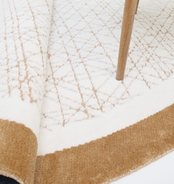 Multi-color Novara rug for indoor décor, combining vibrant design, comfort, and long-lasting quality.