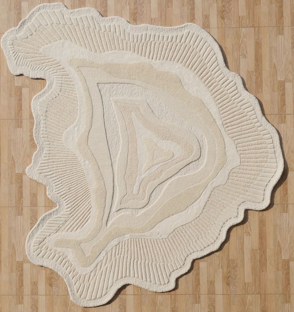Handmade Rug – Timeless Craftsmanship & Elegant Home Décor Handmade rug crafted with artisanal skill, offering unique design, warmth, and lasting durability.