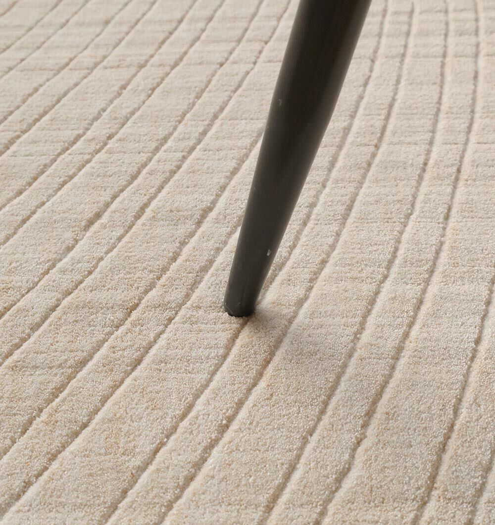 Natural Handmade Area Rug – Artisanal Craft & Lasting Elegance Natural handmade area rug crafted with premium materials, offering timeless style, warmth, and durability.