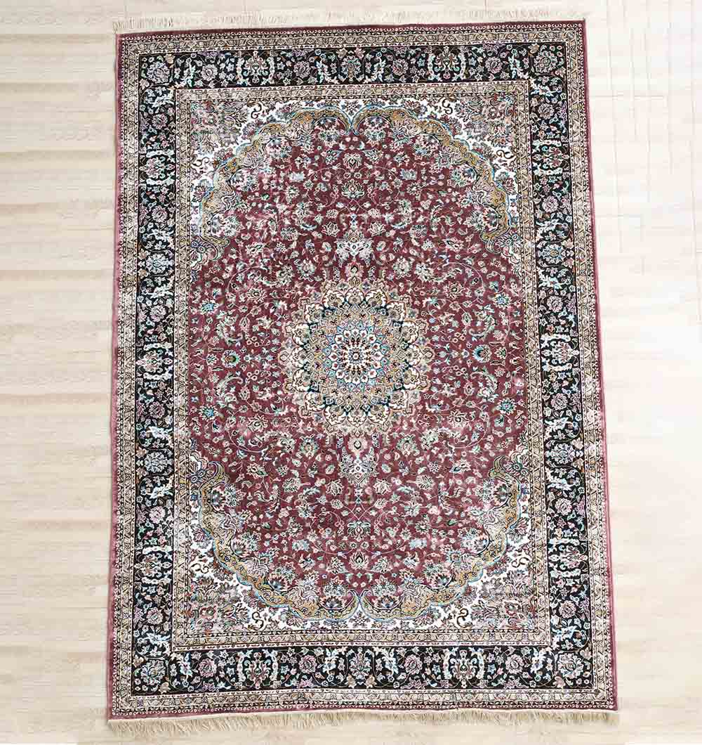 Machine Made Rug – Durable Elegance for Everyday Living Machine-made rug featuring durable construction, stylish patterns, and easy-care design for modern homes.