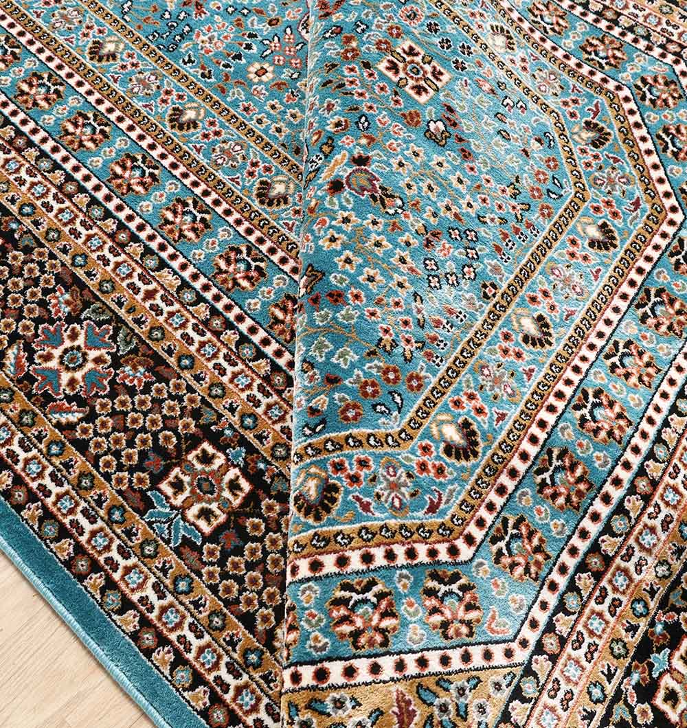Machine Made Rug – Durable Elegance for Everyday Living Upgrade your space with the durability and elegance of this machine-made rug.