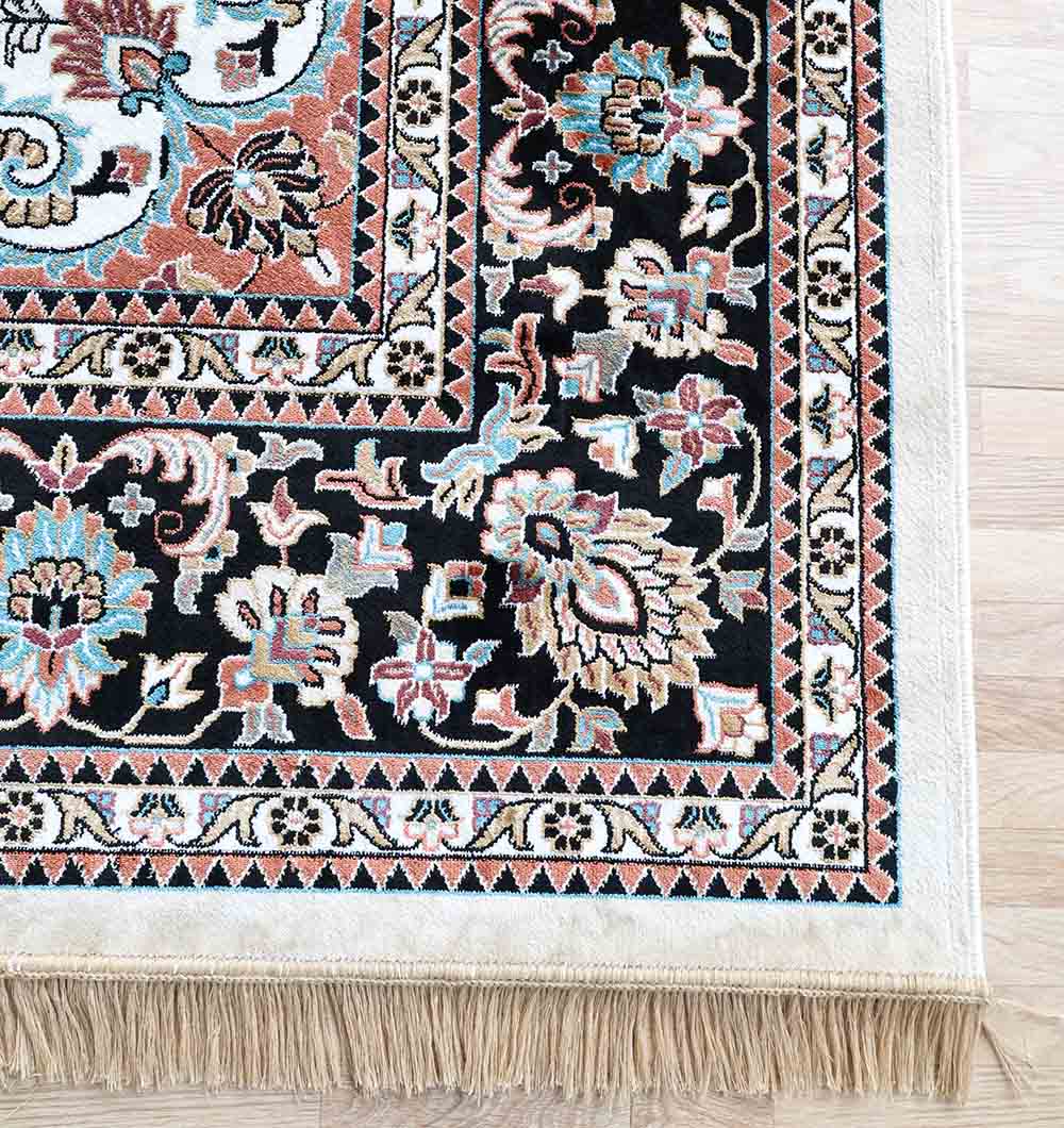 Machine Made Rug – Durable Elegance for Everyday Living Upgrade your space with the durability and elegance of this machine-made rug.