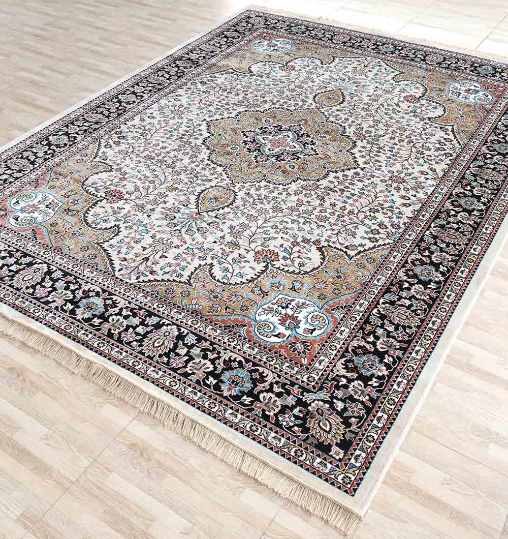 Machine Made Rug – Durable Elegance for Everyday Living Upgrade your space with the durability and elegance of this machine-made rug.