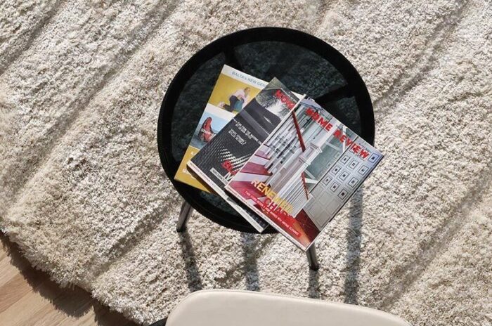 Shaggy shape rug for living room, featuring plush texture, modern design, and cozy comfort.
