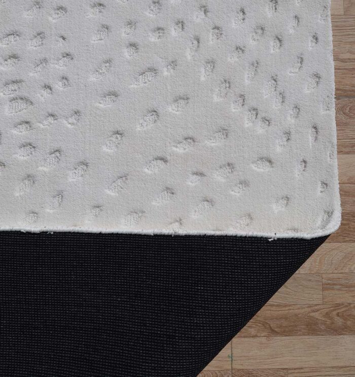 Elegant carpet for living room in Dubai, featuring modern carpet design with durable texture and stylish look for home décor.