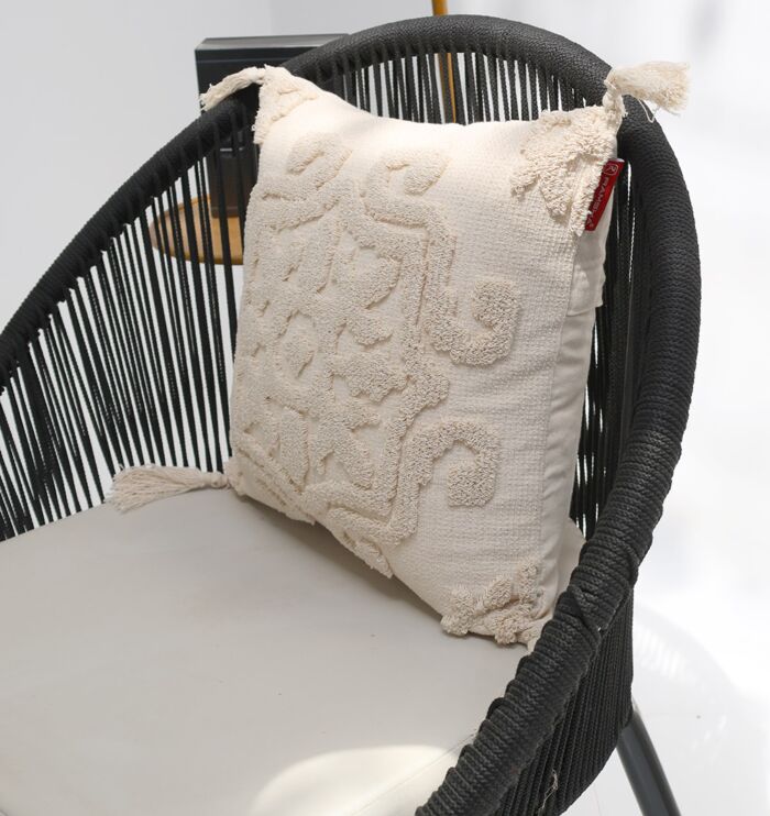 Soft decorative cushions and cushion covers for sofa, bed, floor seating, and outdoor use in Dubai.