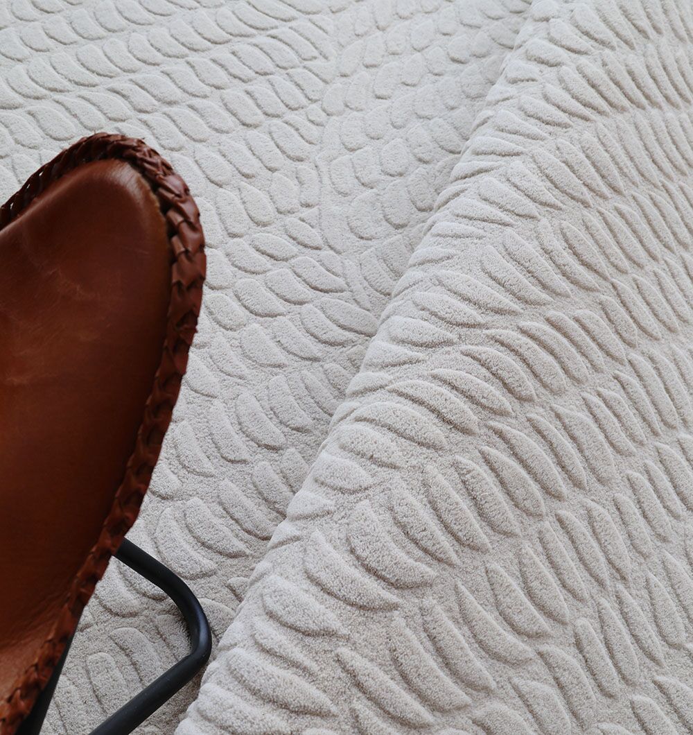 Carpets & Rugs Dubai – Modern Rugs, Tufted Rugs, Bedroom & Living Room Carpets in UAE Stylish modern carpet for living room and bedroom, available in Dubai and UAE with options in silk carpets, runner rugs, and traditional rugs for sale.