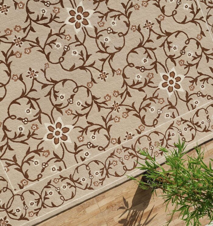 Elegant carpet for living room and bedroom in Dubai with modern design and high-quality finish for stylish home décor.