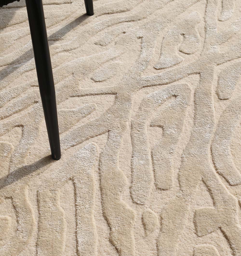 Carpets & Rugs Dubai – Modern, Silk, Tufted & Traditional Rugs for Every Home in UAE Modern carpet for living room and bedroom, available in Dubai and UAE with a wide collection of rugs and carpets including silk, tufted, and traditional styles.